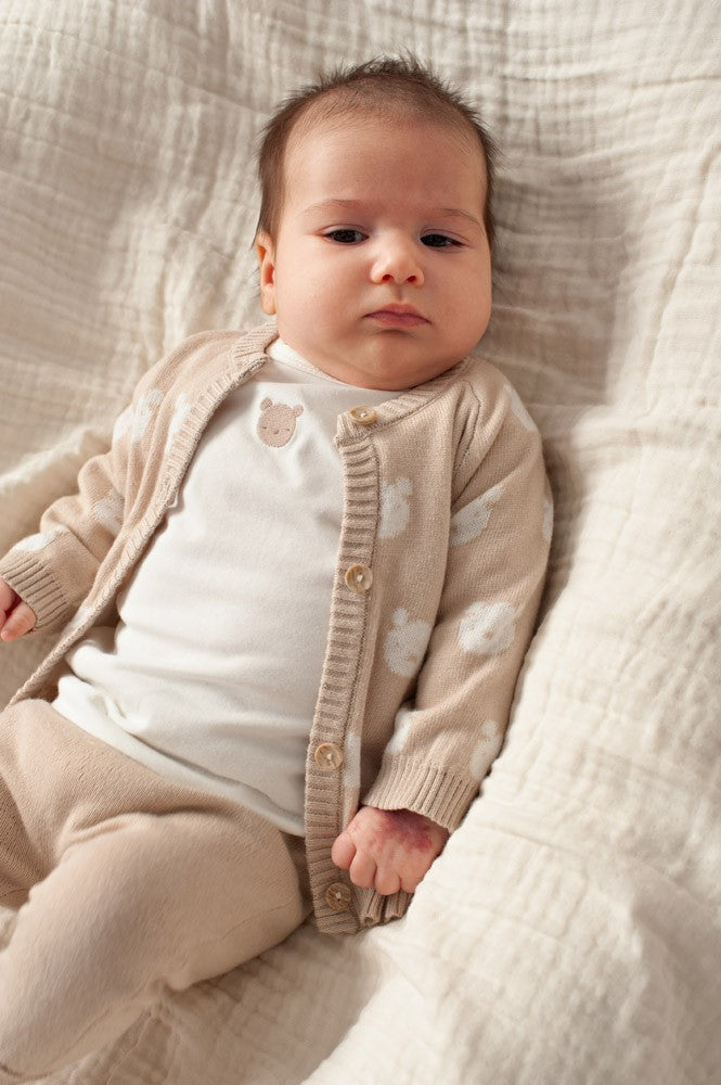 Feetje gebreid broekje